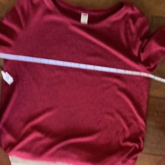 Women’s Old Navy Shirt - Picture 8 of 8